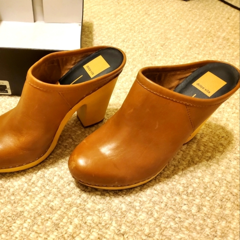 Dolce Vita Ackley Saddle Leather Mule/Clog Heels in Brown...Size 10